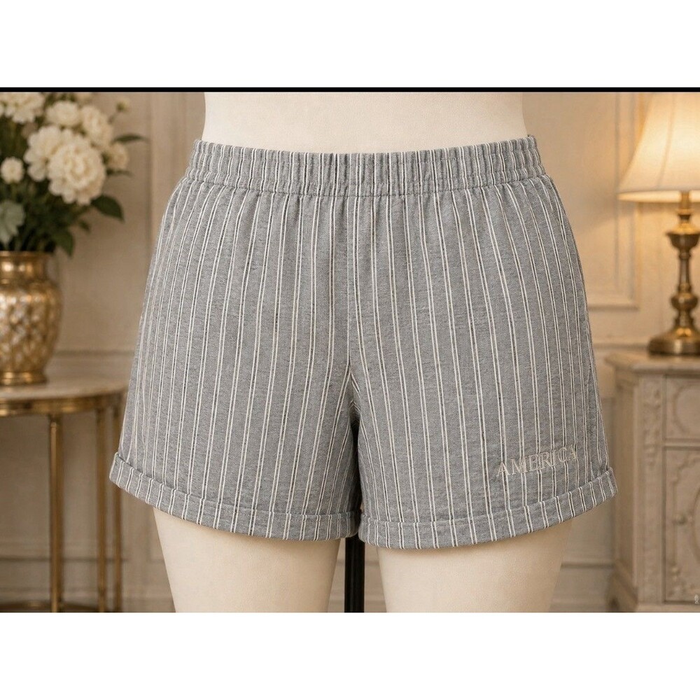 Perry Ellis America Women’s XL Gray White Stripe Cotton Blend Shorts *flaw
